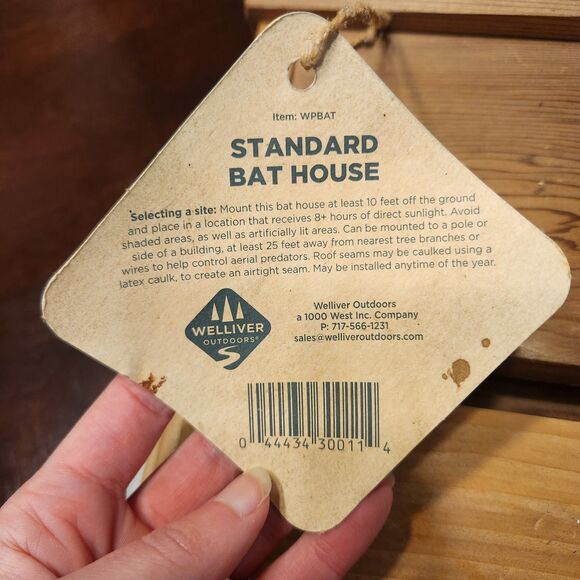 New Welliver Outdoors Single Chamber 100% Cedar Mountable Bat House Grooved - Picture 4 of 8